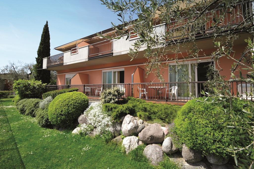 Residence La Madonnina Limone sul Garda Exterior photo